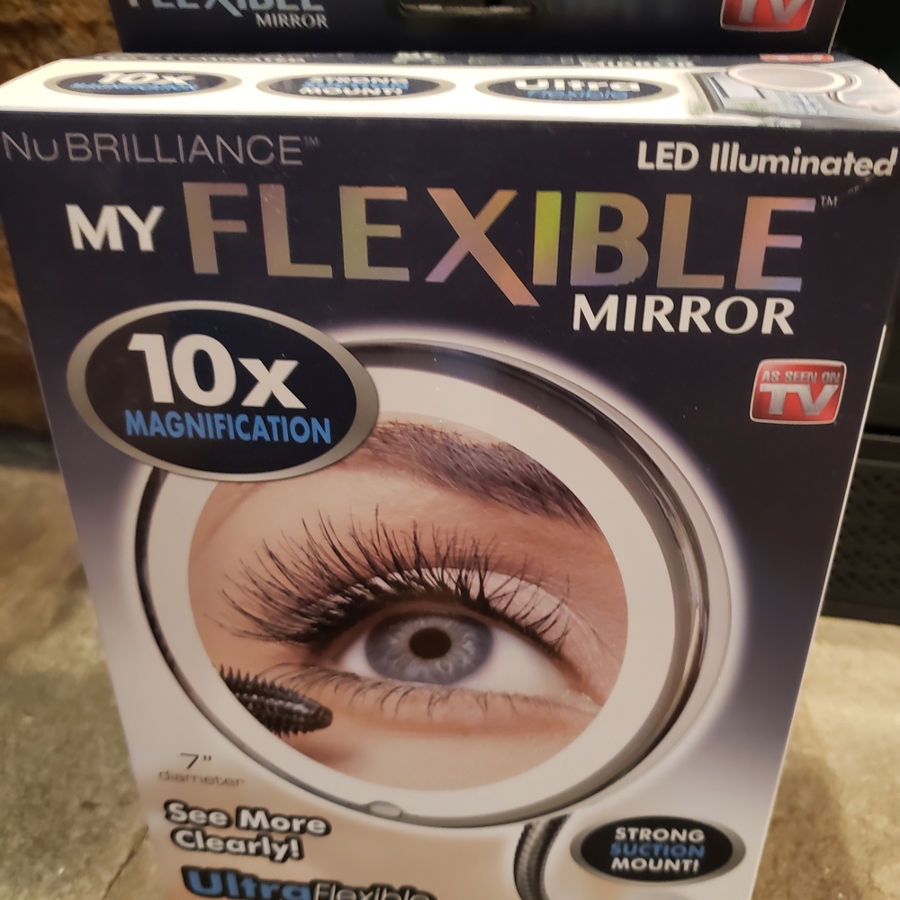 My Flexible Mirror - LED Illuminated 10X Magnification